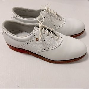 FootJoy Club Professionals-Previous Season Style 95539 Size 9